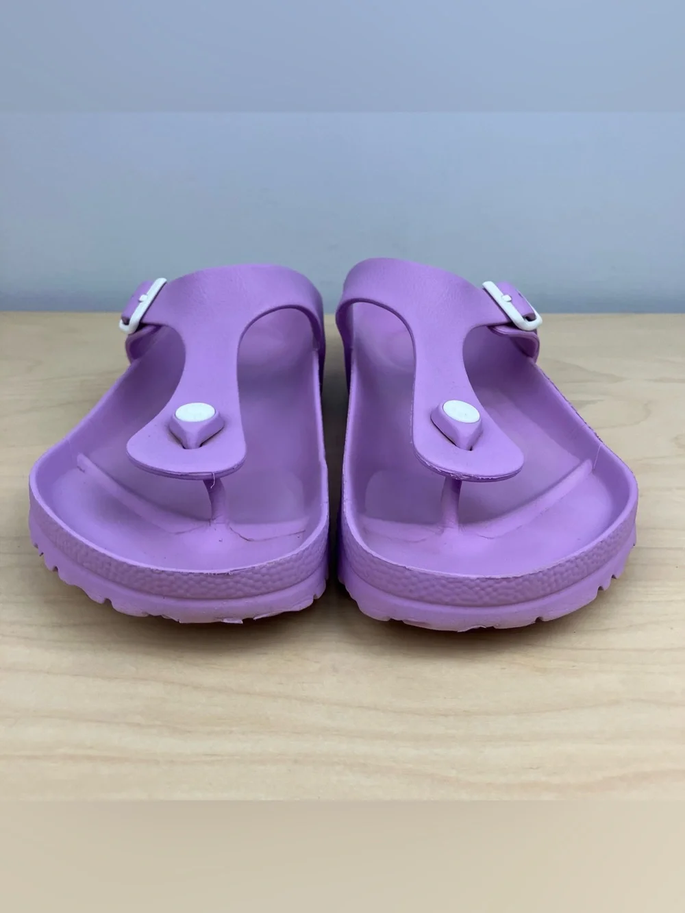 Birkenstock Women’s Size 40 / 9.0 Gizeh EVA Lavender Purple Thong Sandals